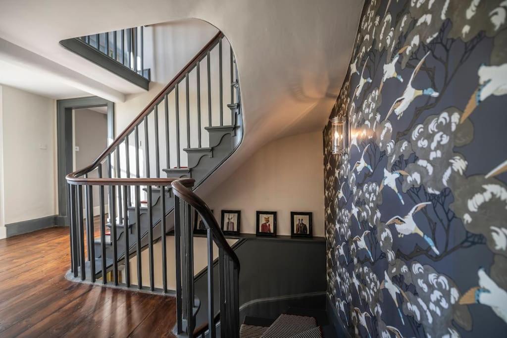Georgian Country House -Panoramic Views -Sleeps 12 Ρούθιν Εξωτερικό φωτογραφία