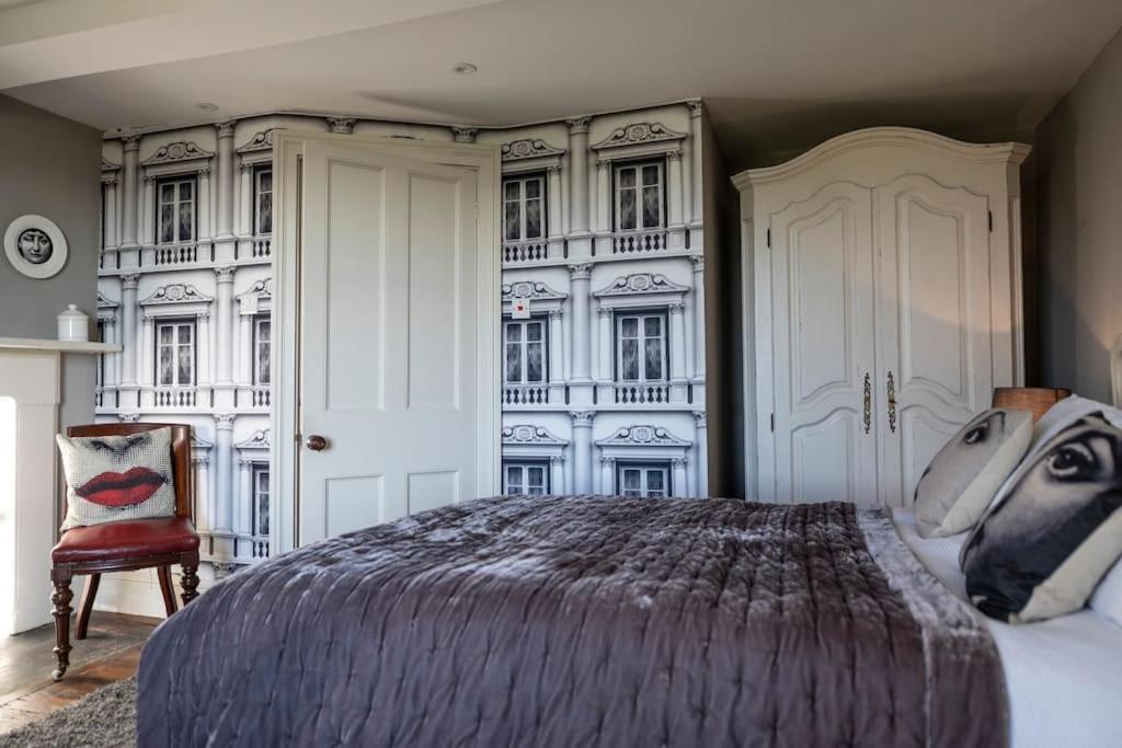 Georgian Country House -Panoramic Views -Sleeps 12 Ρούθιν Εξωτερικό φωτογραφία